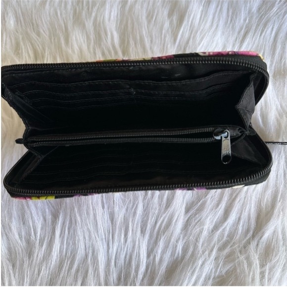 Vera Bradley Wallet Coin Purse Quilted Floral Zip Around Black Pink Green Zip - Picture 3 of 12